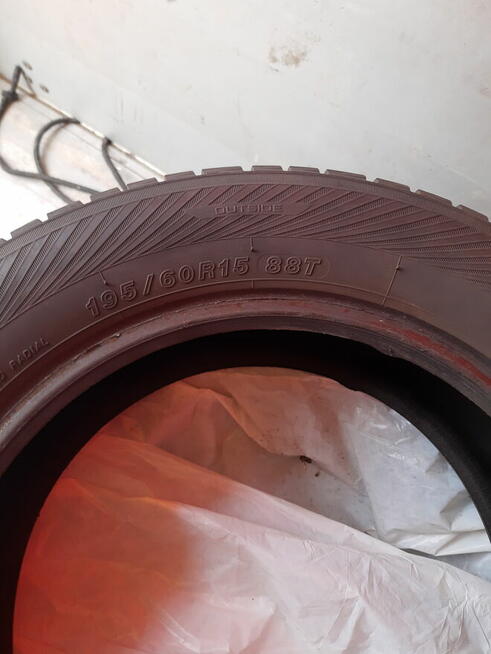 Super okazja opony zimowe Yokohama Driwe