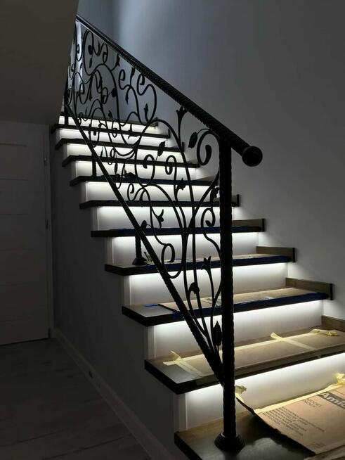 Ogrodzenia, balustrady, wiaty, meble ogrodowe