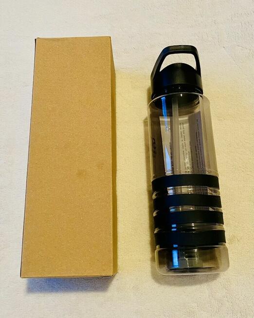 Bidon z filtrem węglowym na wodę