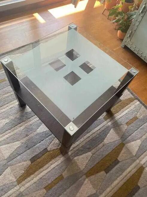 Stolik kawowy ciemny brąz i szkło