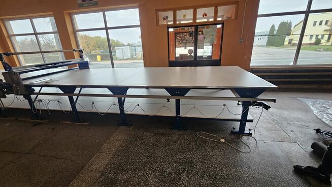 Ręczne urządzenie lagujące REXEL UL-3 stół długości 8,3 m.