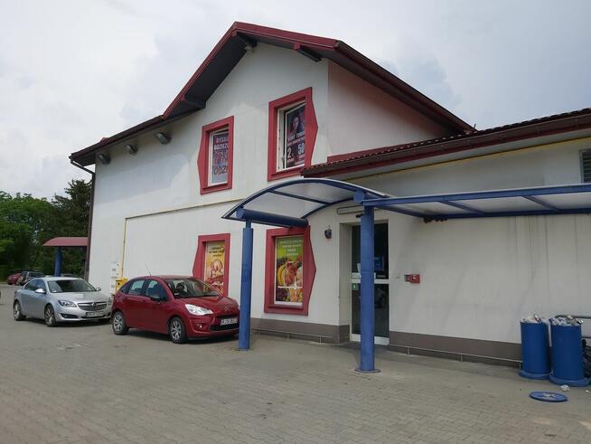 Jedlicze - wynajmę lokal handlowy/usługowy/magazyn - 700m2