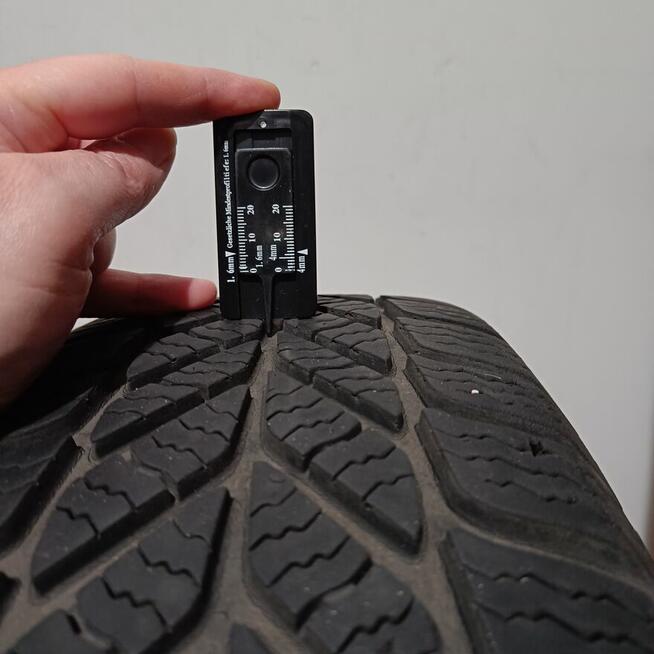 Opona 195x65. R15 z felgą 5x112