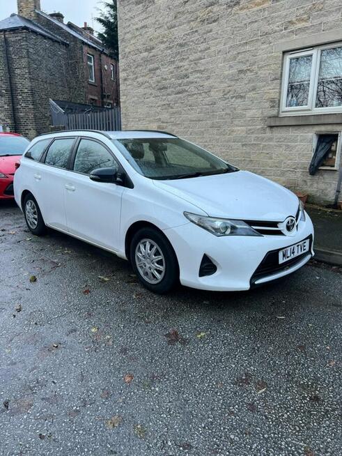 Sprzedam samochód Toyota Auris