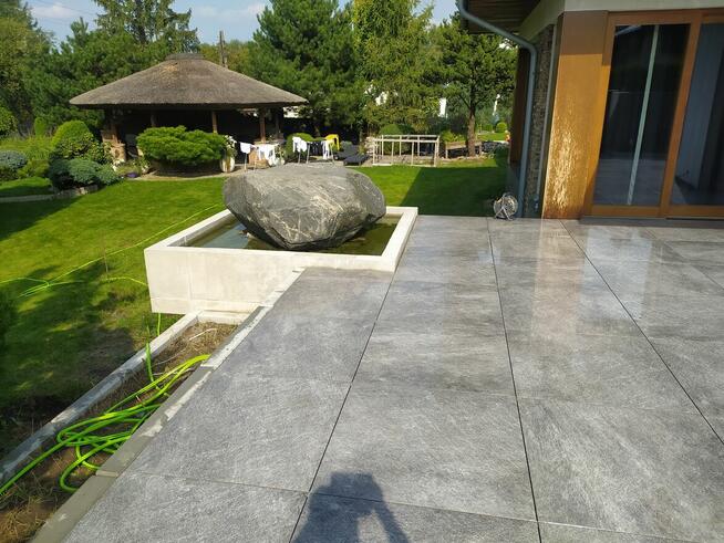 Układanie kostki brukowej