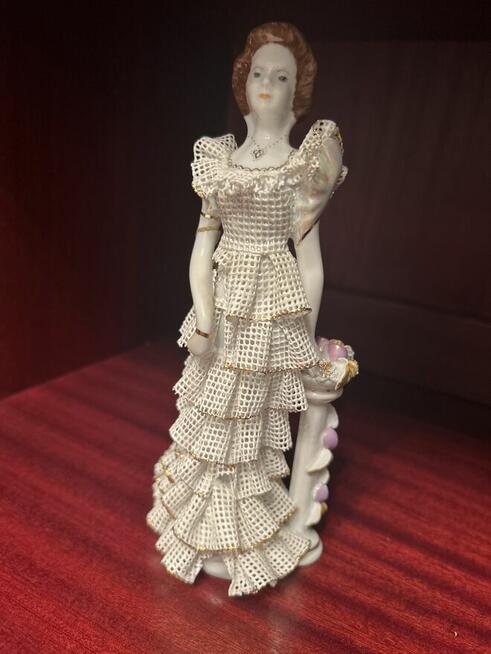 Porcelanowe laleczki