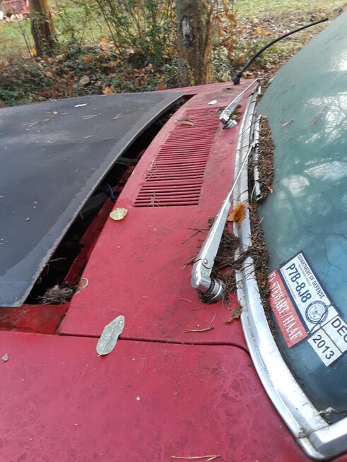 Rolls Royce 1953r, Volkwagen Ogórek 1964 r, TriumphT3, Volvo