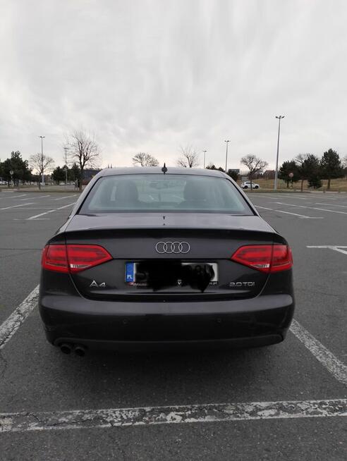 Audi A4B8