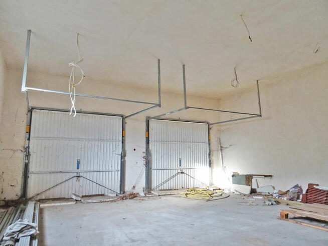 Przepiękny dom wolnostojący do wykończenia Świdnica