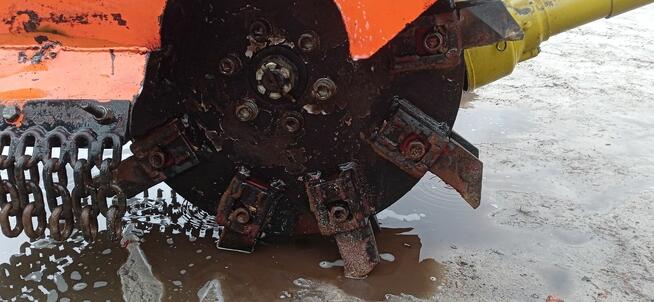 Frezarka zaciągowa do pni, karczownik FP-01T