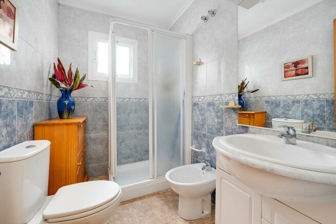 Costa Blanca - Torrevieja APARTAMENT Z BASENEM