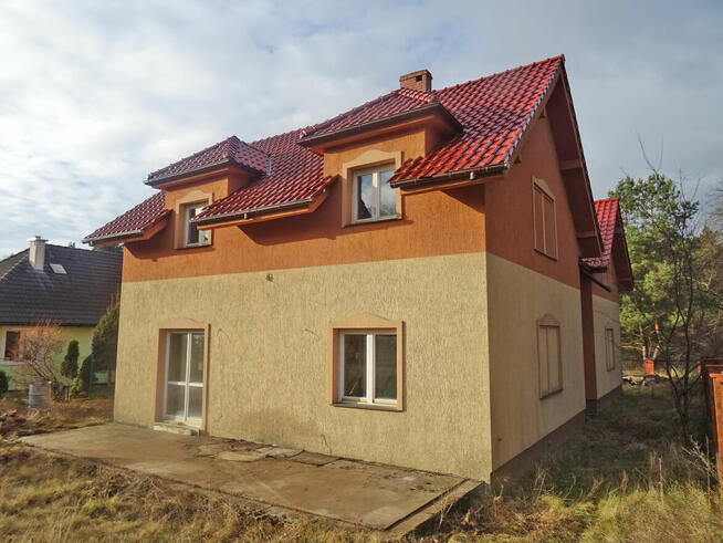 Przepiękny dom wolnostojący do wykończenia Świdnica