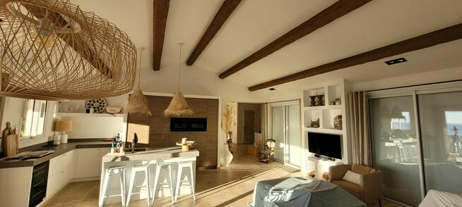 Stolarstwo, wykończenia mieszkań i domów