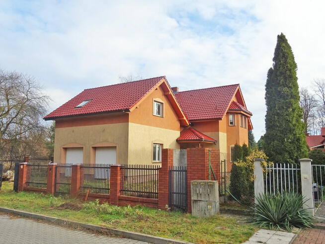 Przepiękny dom wolnostojący do wykończenia Świdnica