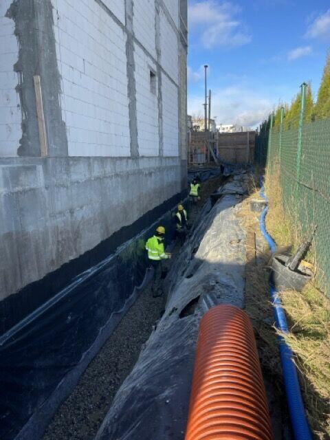 drenaże działek domów montaż zbiorników na wodę deszczową