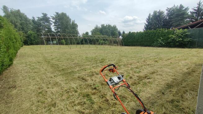 Zakładanie/pielęgnacja ogrodów, usługi mini ładowarką 500kg
