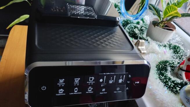 Ekspres Philips LatteGo EP3241/50