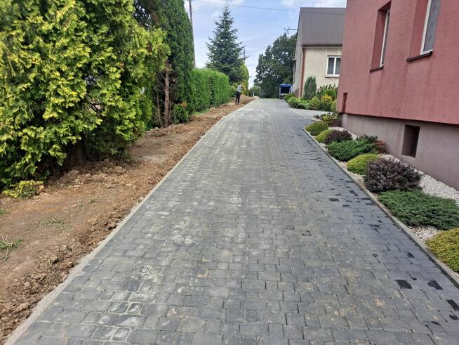 Brukarstwo kostka brukowa chodniki parkingi drogi ogrodzenia