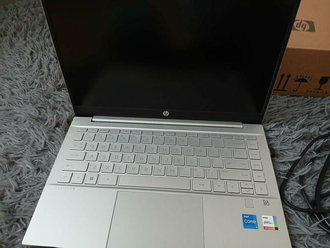 Laptop HP Pavilion 14 +torba na laptopa
