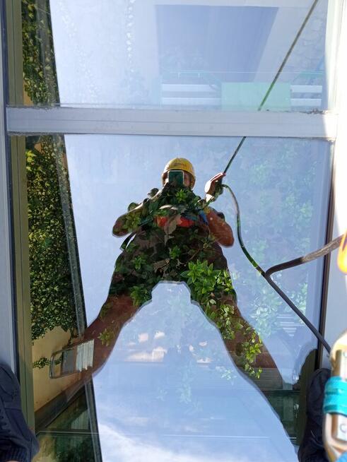 LAVADOR– Mycie elewacji, dachów, przeszkleń, kostki brukowej