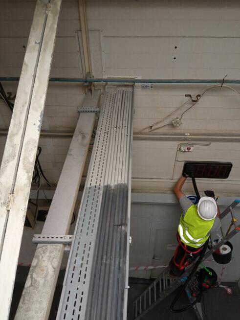 LAVADOR– Mycie elewacji, dachów, przeszkleń, kostki brukowej