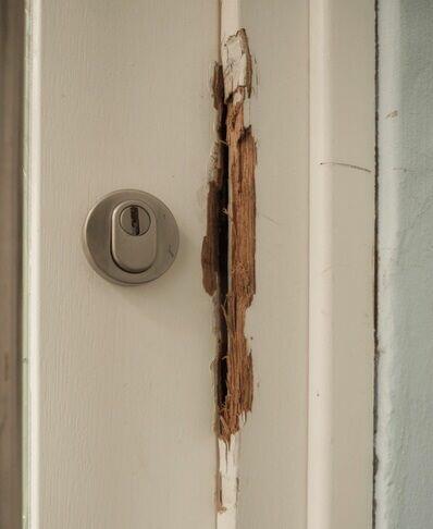 Naprawa mebli kuchennych zawiasow drzw szuflad