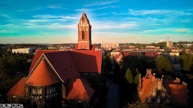 Kamerzysta Fotograf Wesele Ślub Montaż TANIO!