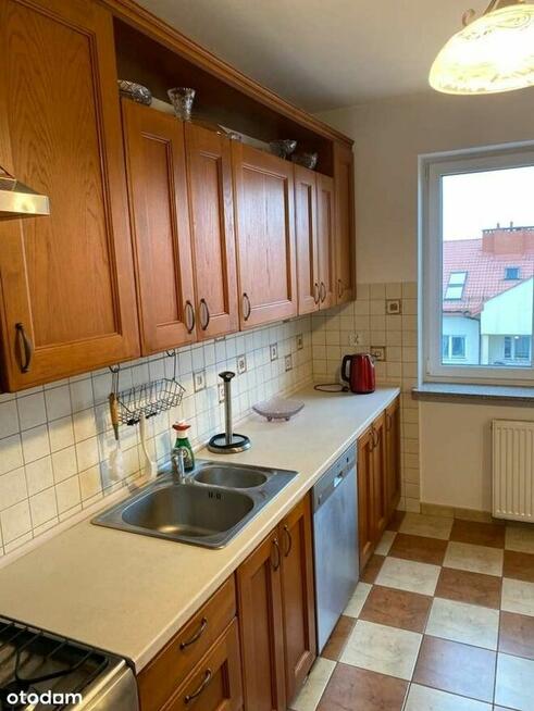 Wynajmę 3 pokoje, garaż, metro Kabaty, winda