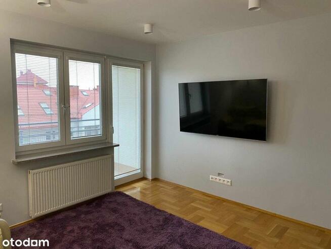 Wynajmę 3 pokoje, garaż, metro Kabaty, winda