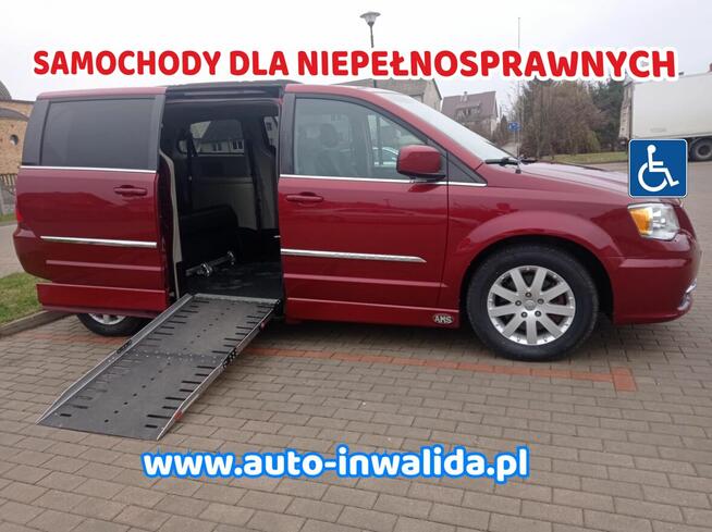 Chrysler Town Country do przewozu niepełnosprawnych na wózku