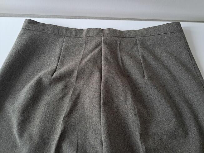 Spodnie damskie oliwkowe, rozm.44, do sprzedania