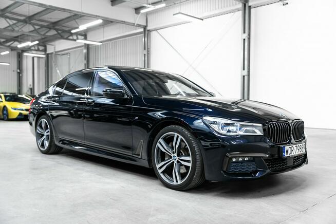 BMW 740 xDrive 320KM M-Sport. 22 000 km! Masaże. Skrętna oś. ACC.