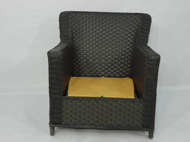 Meble ogrodowe z technorattanu kanapa fotele brązowe