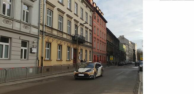 Lokal handlowy z witryną Stare Miasto Kraków blisko Plant.