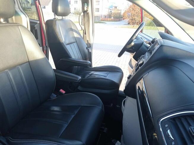 Chrysler Town Country do przewozu niepełnosprawnych na wózku