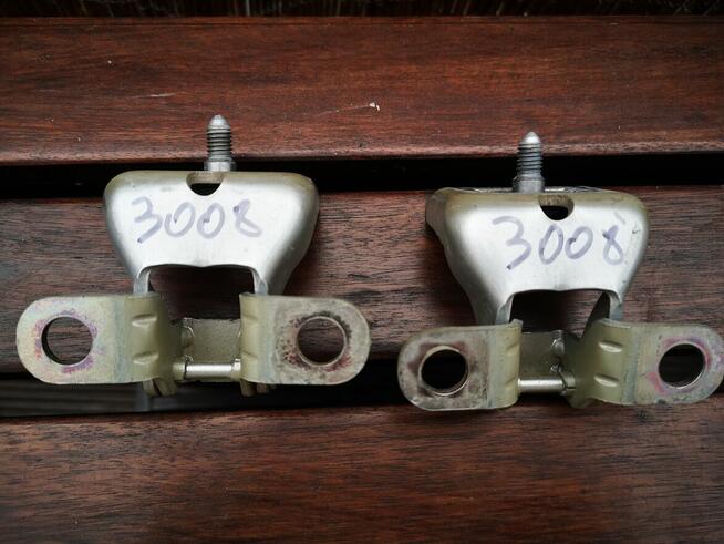 PEUGEOT 3008 ZAWIAS KLAPY TYŁ PRAWY LEWY 9683294280