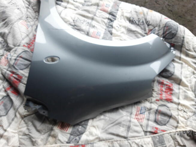 Błotnik lewy suzuki splash