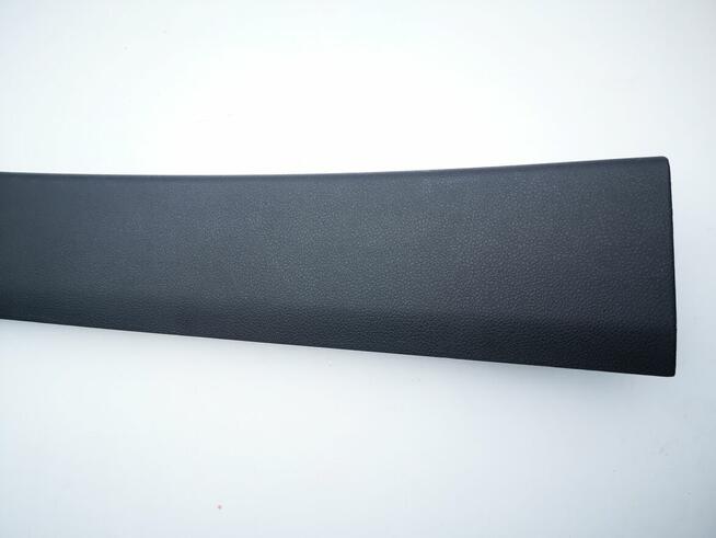 Peugeot 3008 listwa osłona górna klapy bagażnika 9684323277