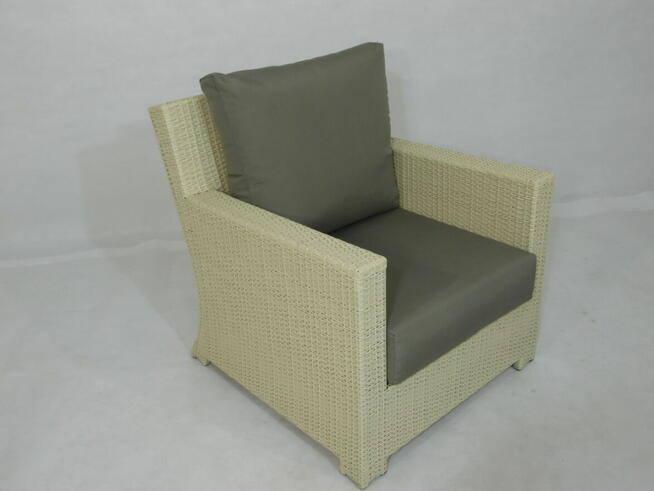 Meble ogrodowe z technorattanu MALWA