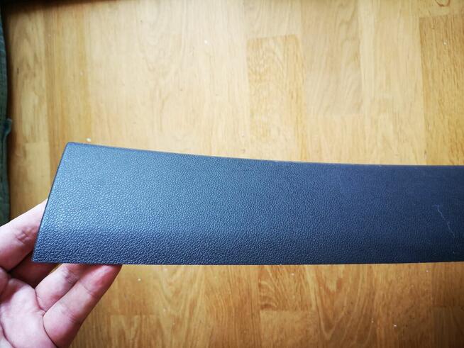 Peugeot 3008 listwa osłona górna klapy bagażnika 9684323277