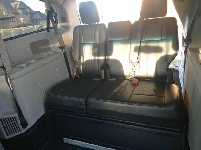 Chrysler Town Country do przewozu niepełnosprawnych na wózku