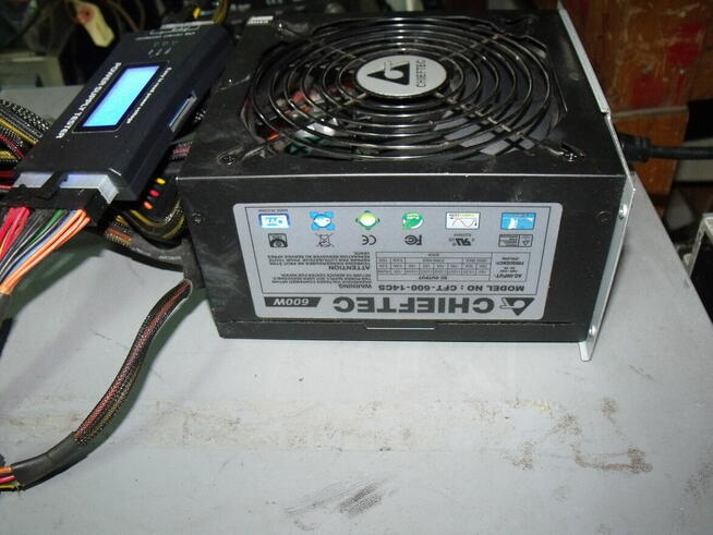 Chieftec CFT-600-14CS Zasilacz PC