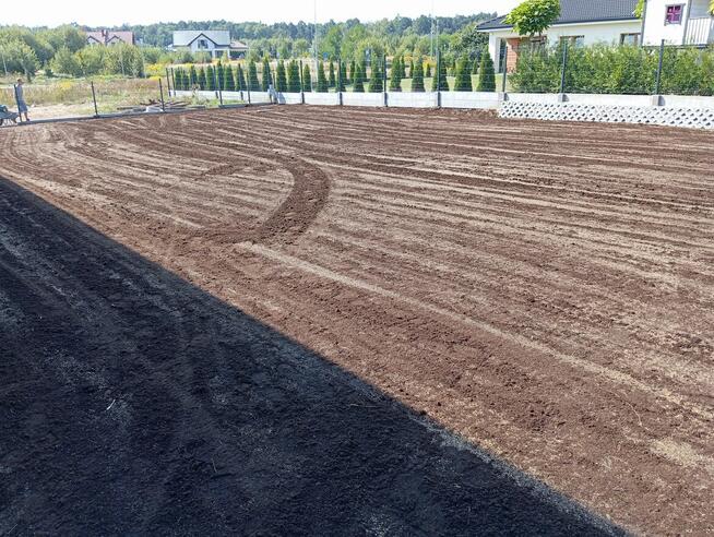 Usługi siewnikiem mechanicznym, siew mechaniczny trawnika