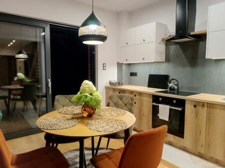 Apartamenty nad jeziorem W Sosnowym Lesie Pluski