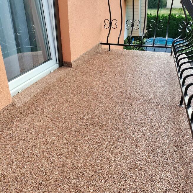 KAMIENNY DYWAN TARASY SCHODY BALKONY