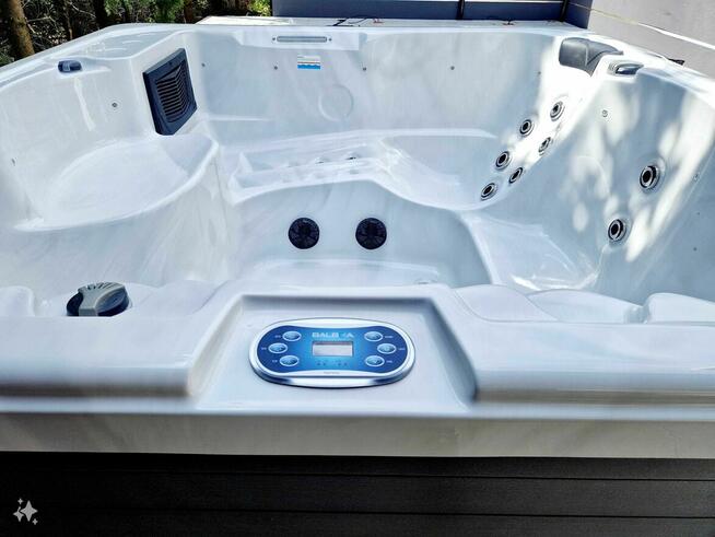 Jacuzzi ogrodowe SPA Balboa 220x220 cm Akryl