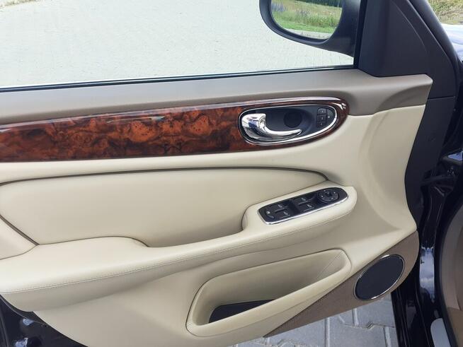 *Jaguar Xj* Executive*2006 r*Prywatnie* I właś*52,000 km*