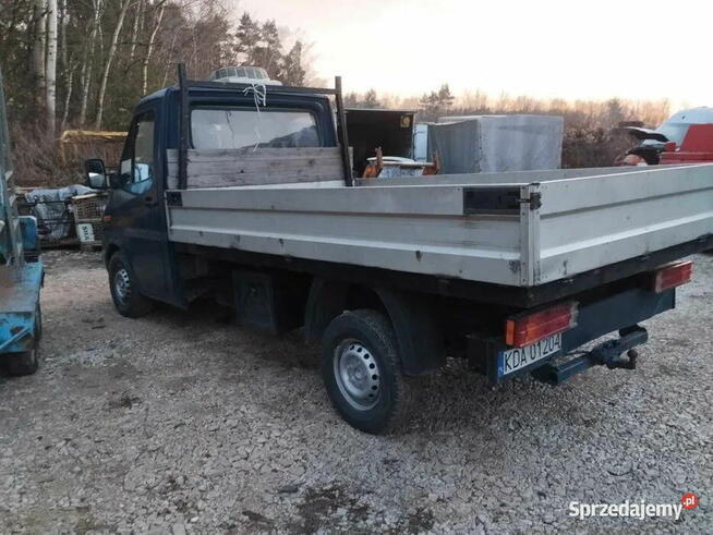 Mercedes sprinter skrzyniowy 113 cdi 3tony hak