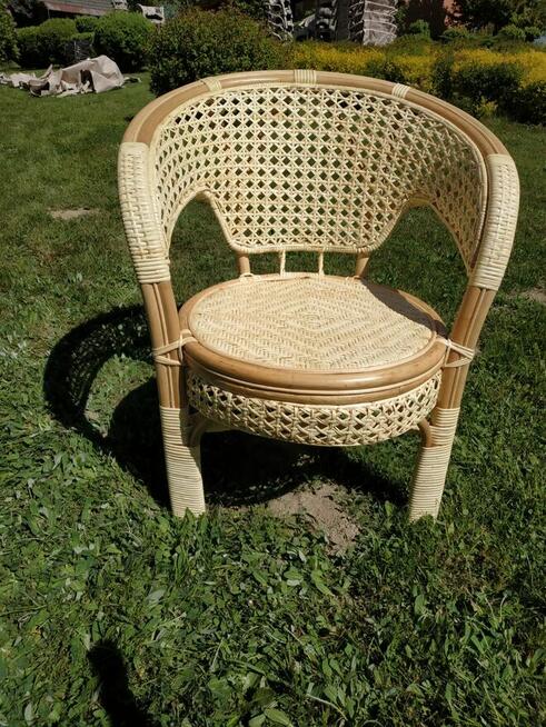 Meble ogrodowe z rattanu naturalnego - tulipan