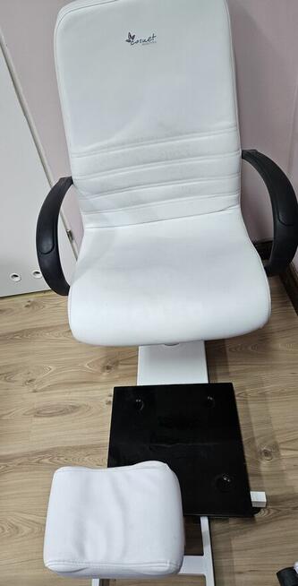 Fotel do pedicure plus lampa gratis